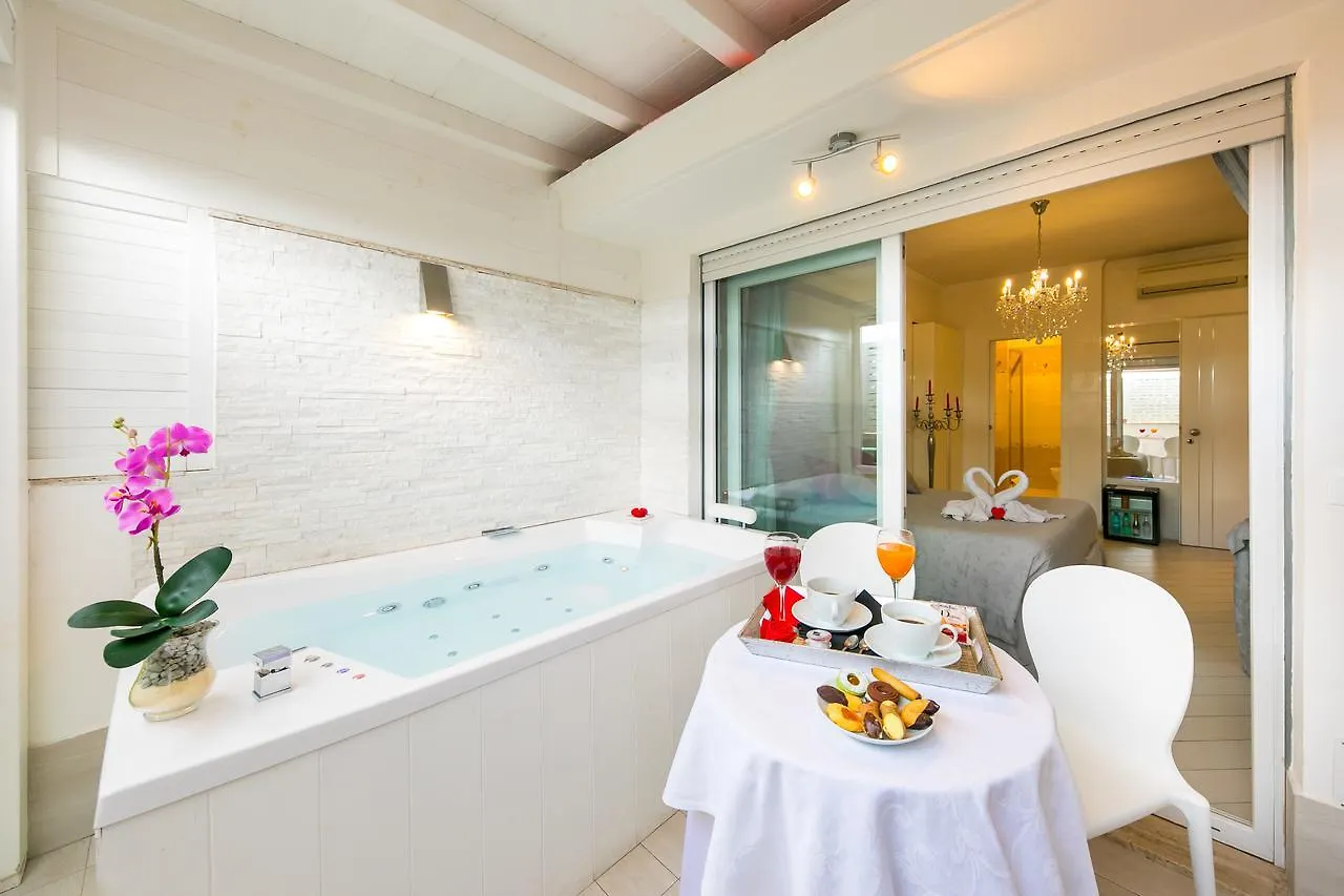 Suites Roma Tiburtina 2*,  Italia